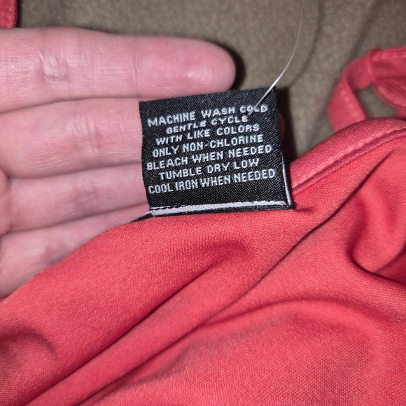 Fire Los Angeles Cold-Shoulder Crochet Berry Color Dress Size Medium - Picture 7 of 9